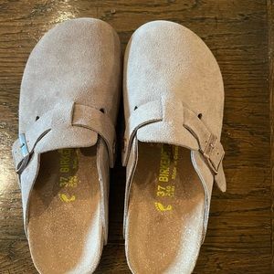 Sand suede Birkenstocks